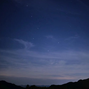 色吊丝二区三区中文字幕
